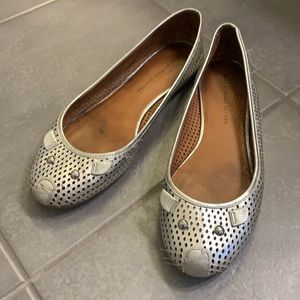 Marc Jacob’s Mouse, 10